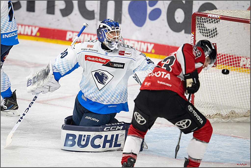 PENNY DEL 1 - Playoff Halbfinale; Kölner Haie - ERC Ingolstadt; Köln, 14.04.2025