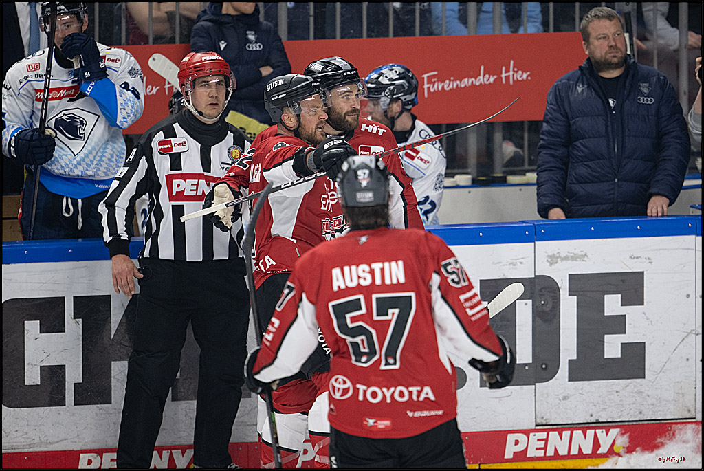 PENNY DEL 1 - Playoff Halbfinale; Kölner Haie - ERC Ingolstadt; Köln, 14.04.2025