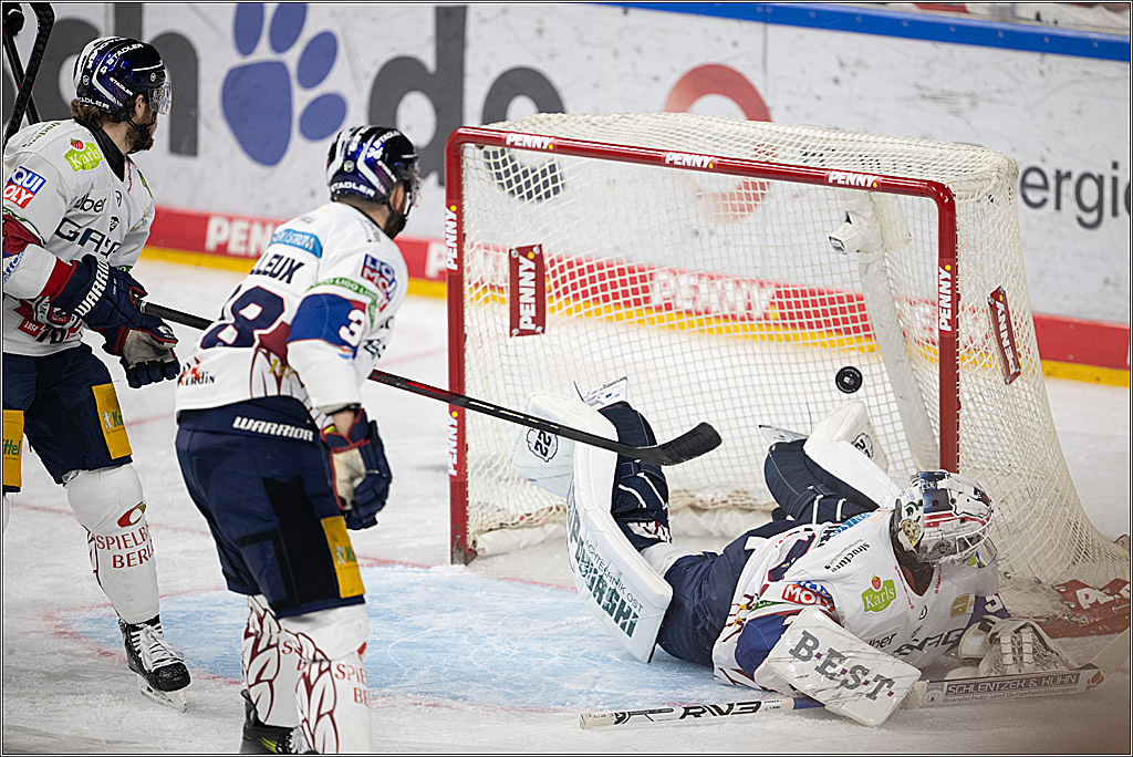 PENNY DEL 1 - Playoff Finale; Kölner Haie - Eisbären Berlin; Köln, 19.04.2025