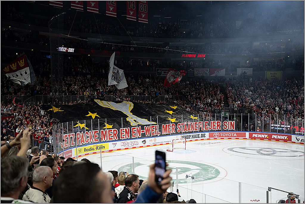 PENNY DEL 1 - Playoff Finale; Kölner Haie - Eisbären Berlin; Köln, 19.04.2025