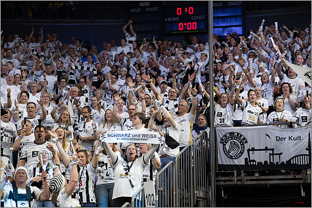 DHB-Pokal Lidl-F4  Finale - THW Kiel - MT Melsungen; Köln, 13.04.2025