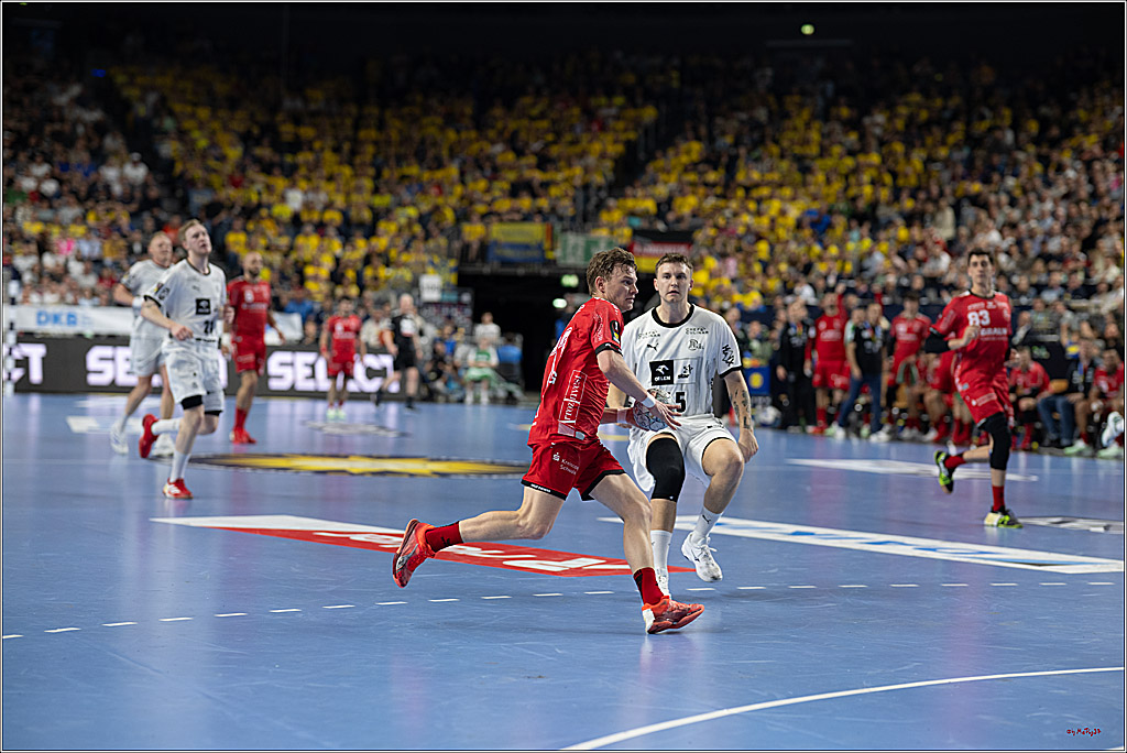 DHB-Pokal Lidl-F4  Finale - THW Kiel - MT Melsungen; Köln, 13.04.2025