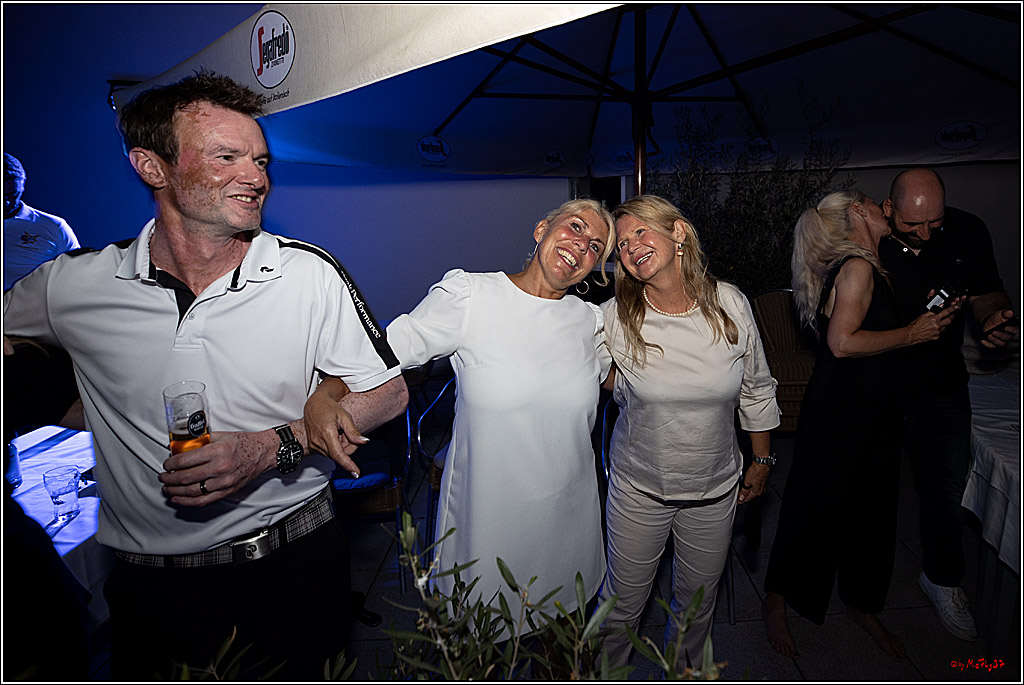 7. KonfettiKapp das etwas anderen Benefiz Golfturnier, 25.06.2022, KG Grön-Fidele Grön-Wieße Rezag Porzer Ehrengarde e.V., KG 1. Straßenbahnsitzung e.V.