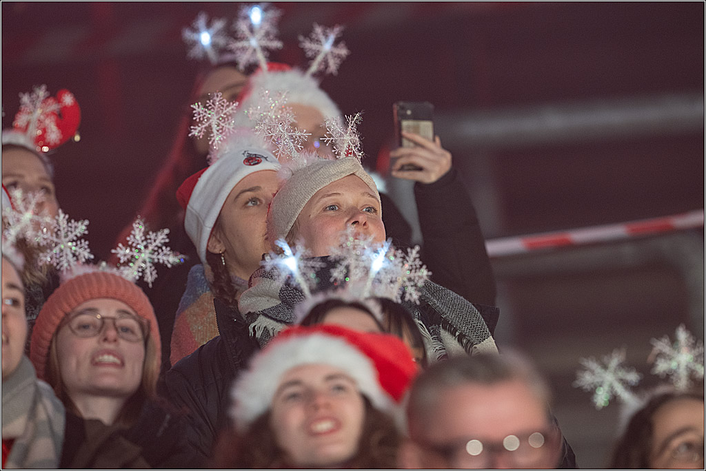 Loss mer Weihnachtsleeder singe - 2024; Köln, 23.12.2024