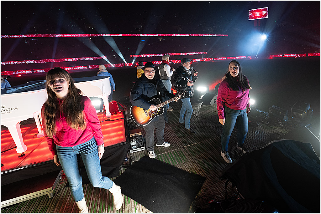 Loss mer Weihnachtsleeder singe - 2024; Köln, 23.12.2024