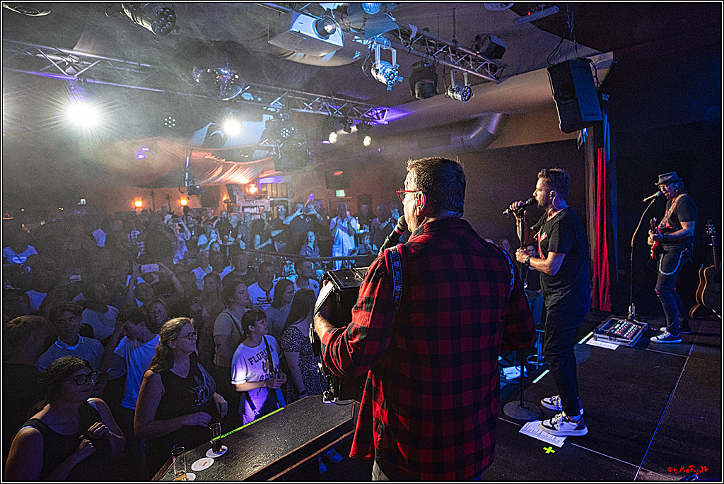 Raeuber in Groove Bar; Koeln, 08.09.2023