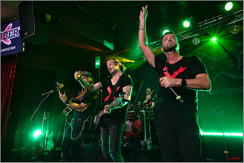 Raeuber in Groove Bar; Koeln, 08.09.2023