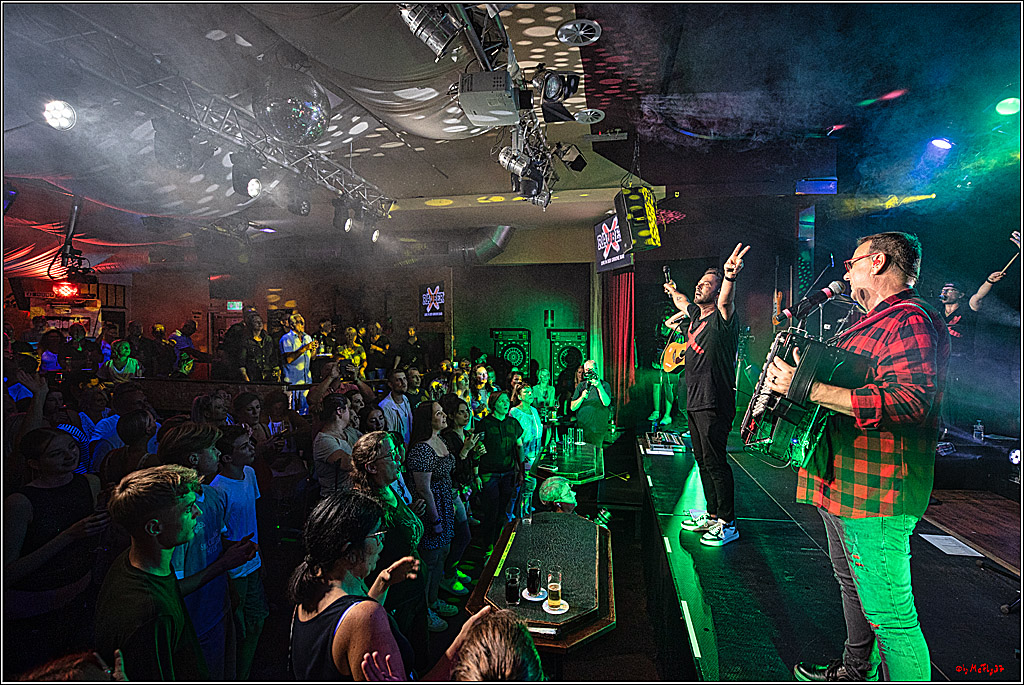 Raeuber in Groove Bar; Koeln, 08.09.2023