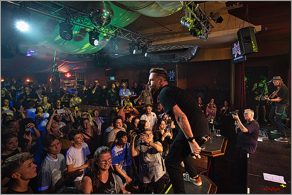 Raeuber in Groove Bar; Koeln, 08.09.2023