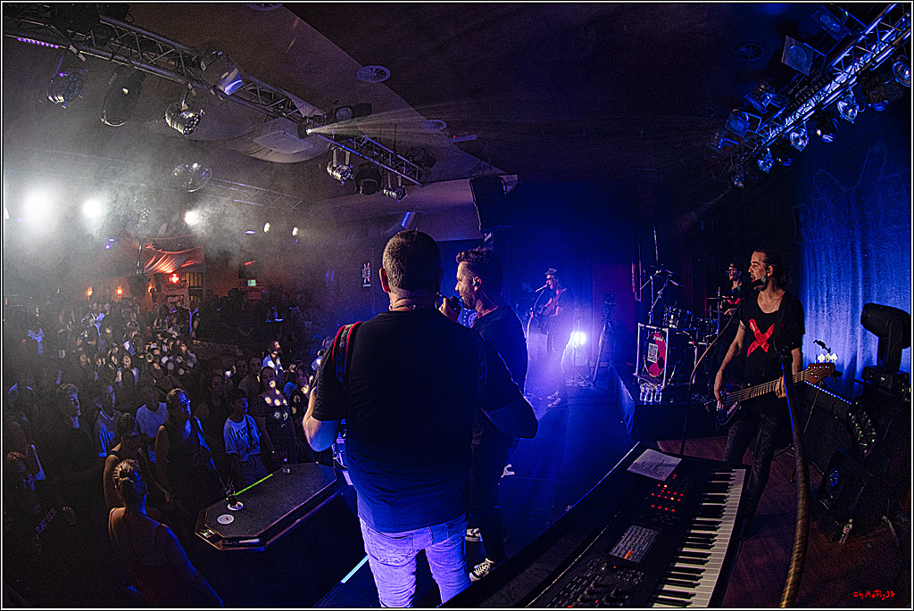 Raeuber in Groove Bar; Koeln, 08.09.2023