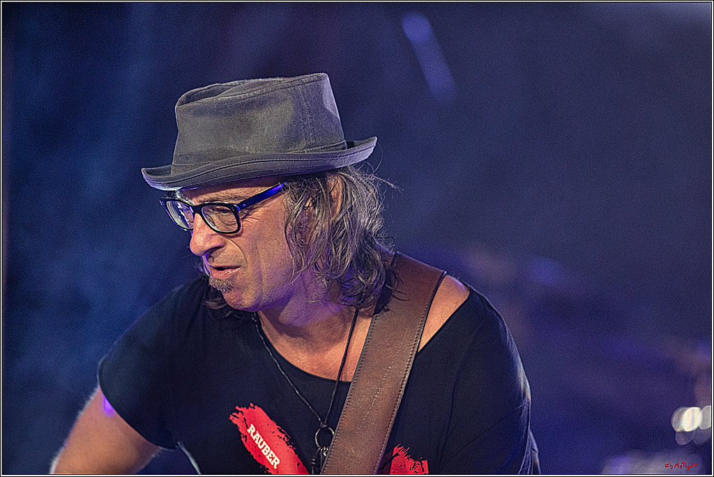 Raeuber in Groove Bar; Koeln, 08.09.2023