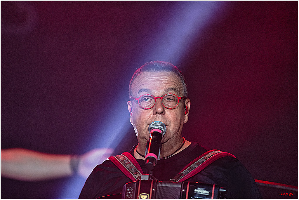 Raeuber in Groove Bar; Koeln, 08.09.2023