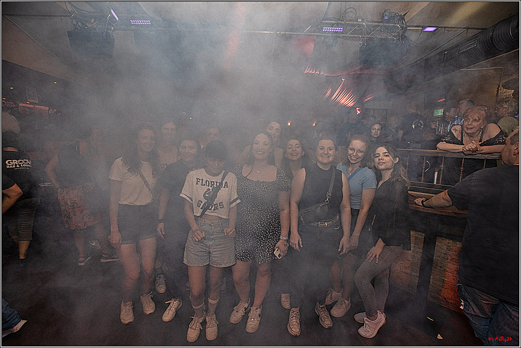 Raeuber in Groove Bar; Koeln, 08.09.2023