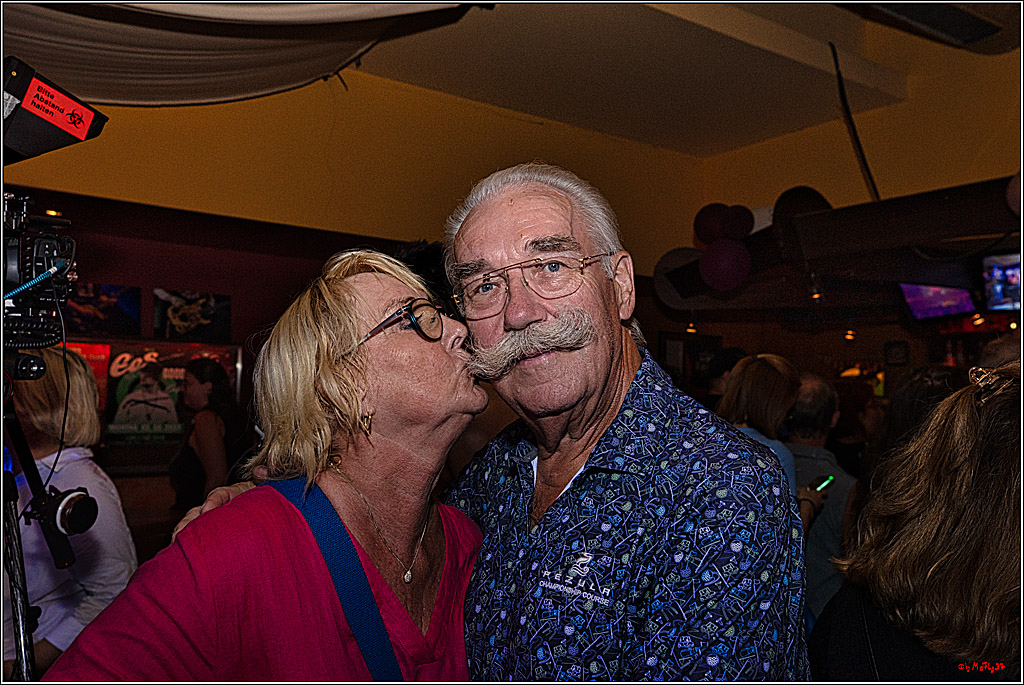 Raeuber in Groove Bar; Koeln, 08.09.2023