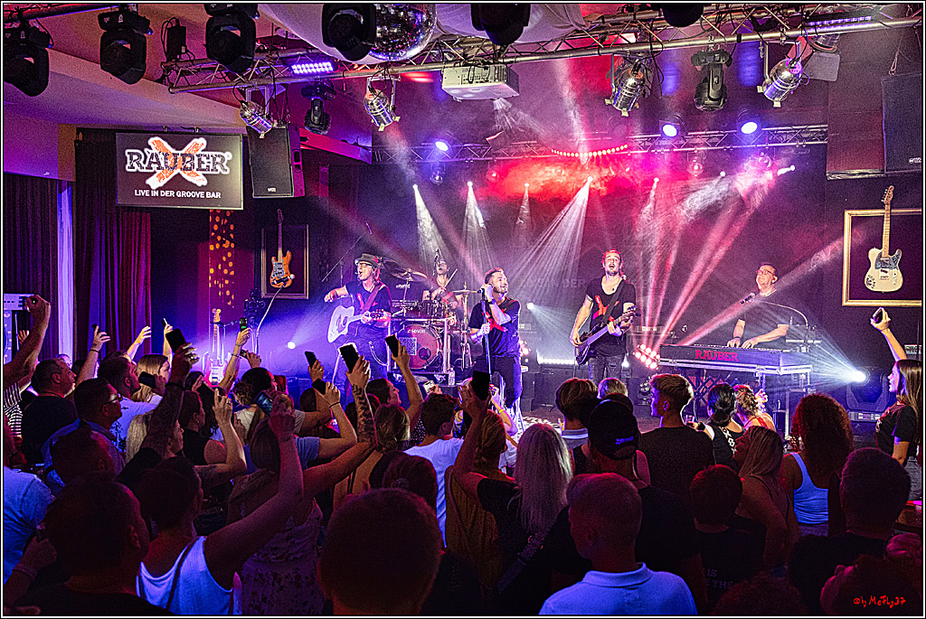 Raeuber in Groove Bar; Koeln, 08.09.2023