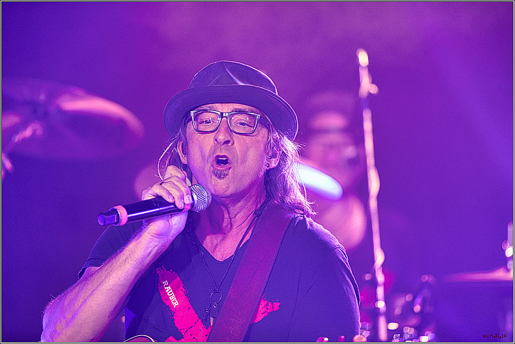 Raeuber in Groove Bar; Koeln, 08.09.2023