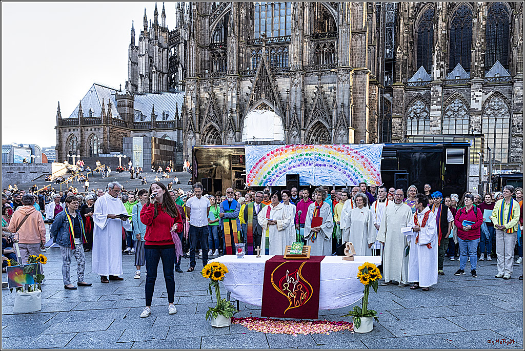 Segnungsgottesdienst (fuer queere Paare) am Koelner Dom - Jugendchor St. Stephan; Koeln, 20.09.2023