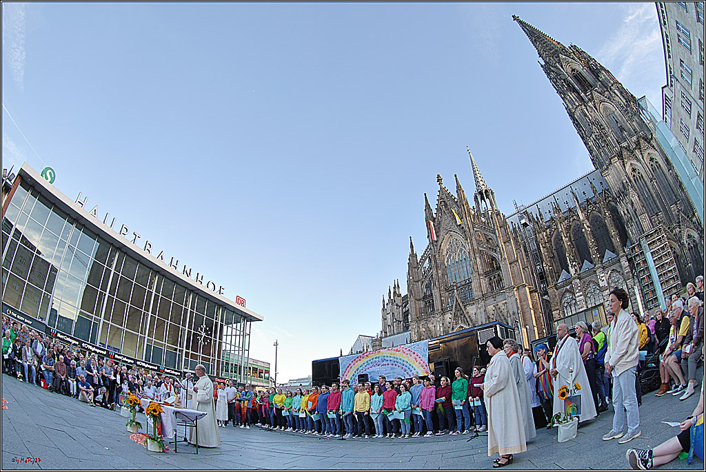 Segnungsgottesdienst (fuer queere Paare) am Koelner Dom - Jugendchor St. Stephan; Koeln, 20.09.2023