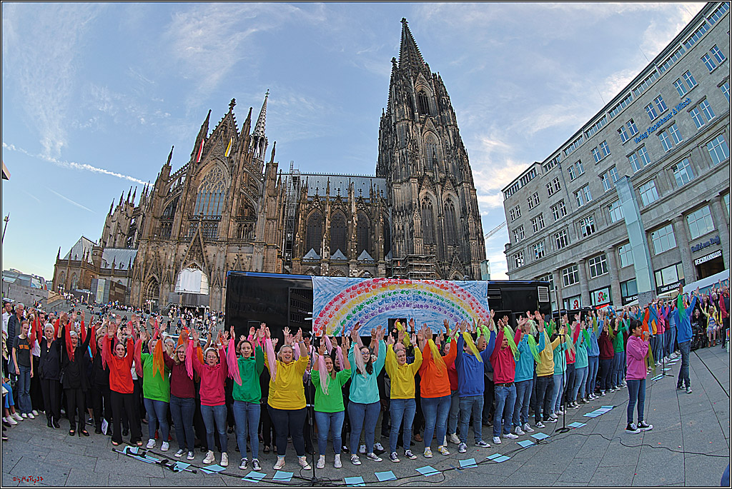 Segnungsgottesdienst (fuer queere Paare) am Koelner Dom - Jugendchor St. Stephan; Koeln, 20.09.2023