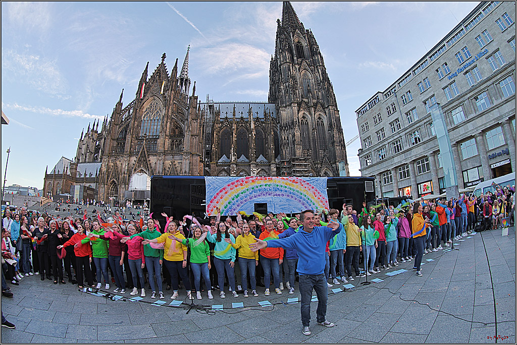 Segnungsgottesdienst (fuer queere Paare) am Koelner Dom - Jugendchor St. Stephan; Koeln, 20.09.2023