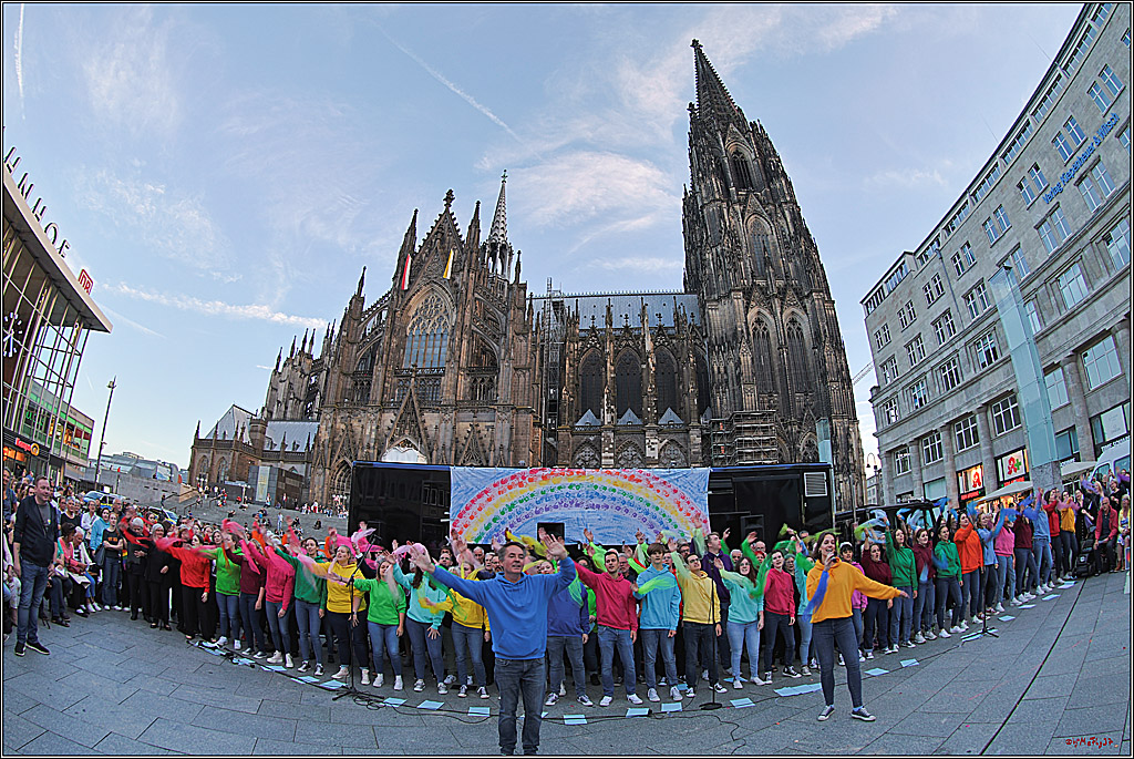 Segnungsgottesdienst (fuer queere Paare) am Koelner Dom - Jugendchor St. Stephan; Koeln, 20.09.2023