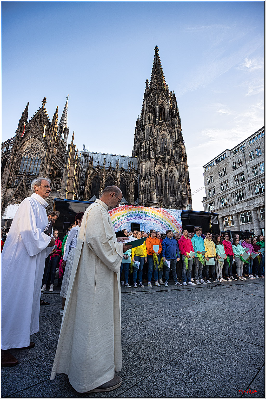 Segnungsgottesdienst (fuer queere Paare) am Koelner Dom - Jugendchor St. Stephan; Koeln, 20.09.2023