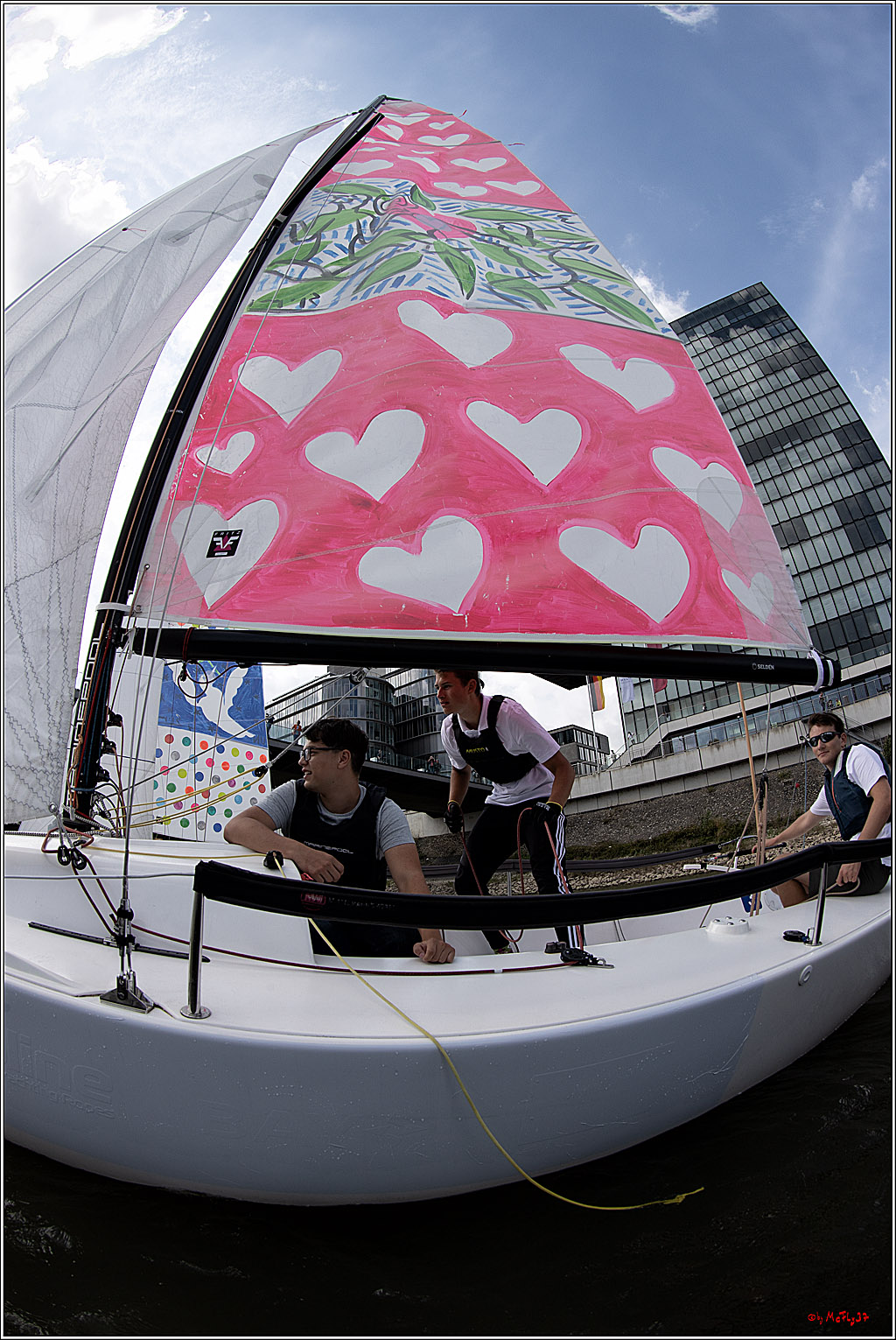 Die Kultur-Regatta Sailing #Art4GlobalGoals - Nachhaltigkeitsziele (Sustainable Develpment Goals / SDGs) der Vereinten Nationen (UN); Monheim - Duesselorfer Yachthafen, 22.08.2021