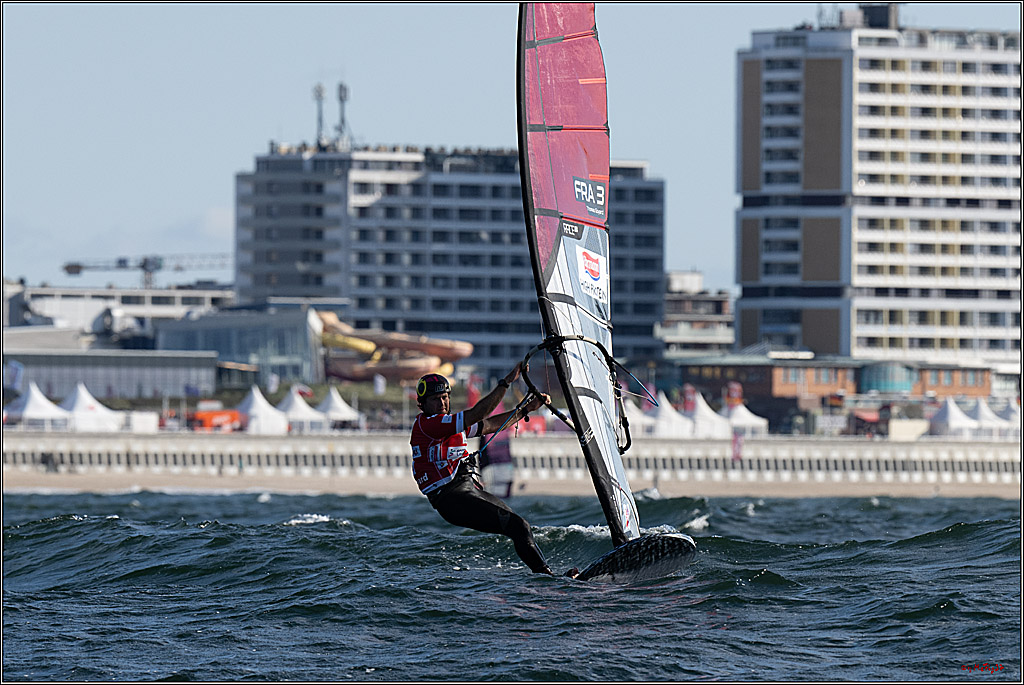 PWA 2024 - Slalom Foil - Man and Woman; Sylt, 02.10.2024