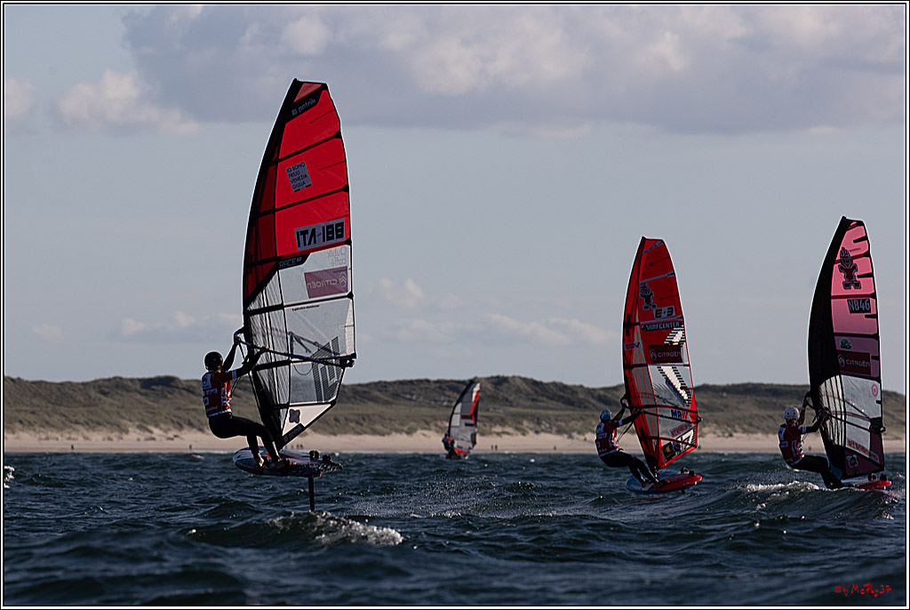 PWA 2024 - Slalom Foil - Man and Woman; Sylt, 02.10.2024