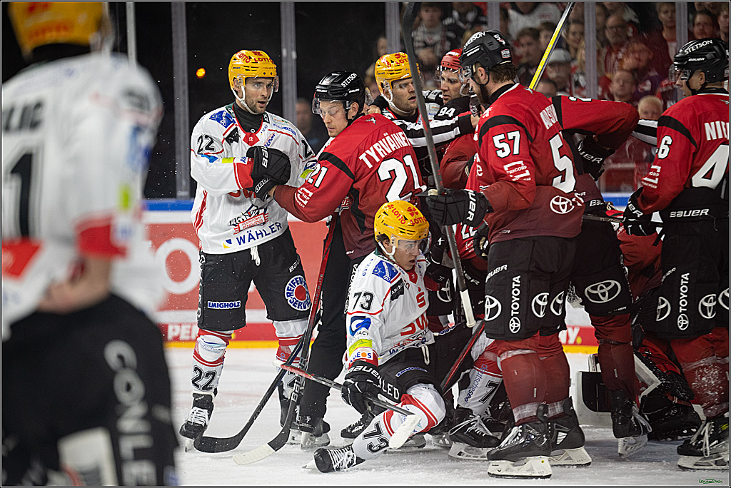 PENNY DEL 1; Koelner Haie - Fischtown Bremerhaven; Koeln, 02.10.2025