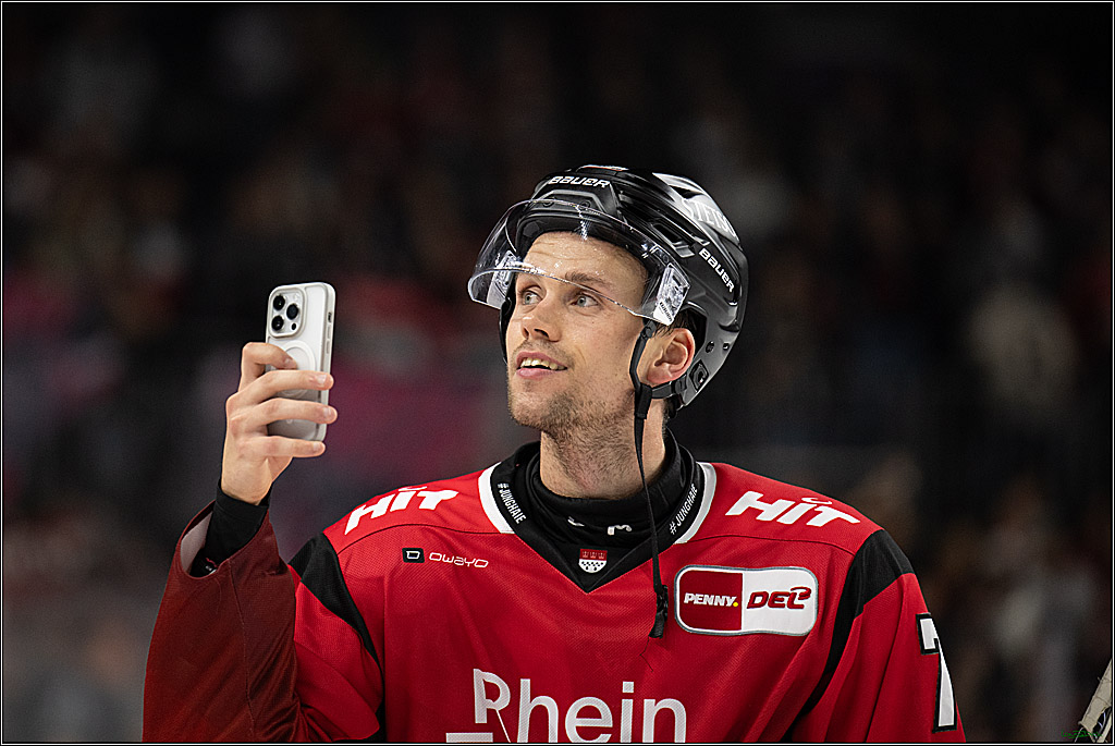 PENNY DEL 1; Koelner Haie - Fischtown Bremerhaven; Koeln, 02.10.2025