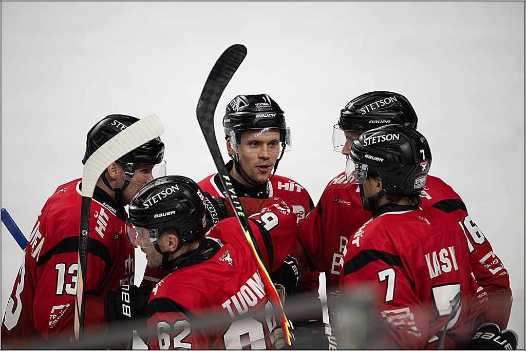 PENNY DEL 1; Kölner Haie - ERC Ingolstadt; Köln, 10.10.2025