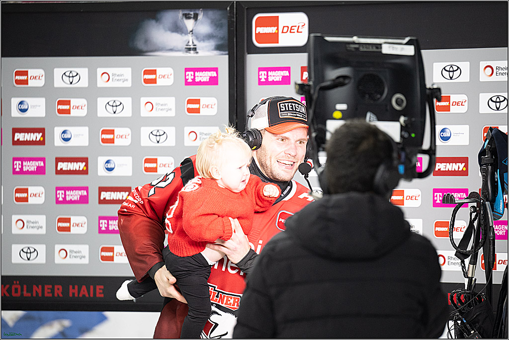 PENNY DEL 1; Koelner Haie - ERC Ingolstadt; Koeln, 10.10.2025