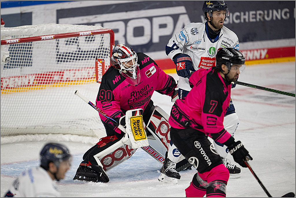 PENNY DEL 1; Kölner Haie - Iserlohn Roosters; Köln, 12.10.2025