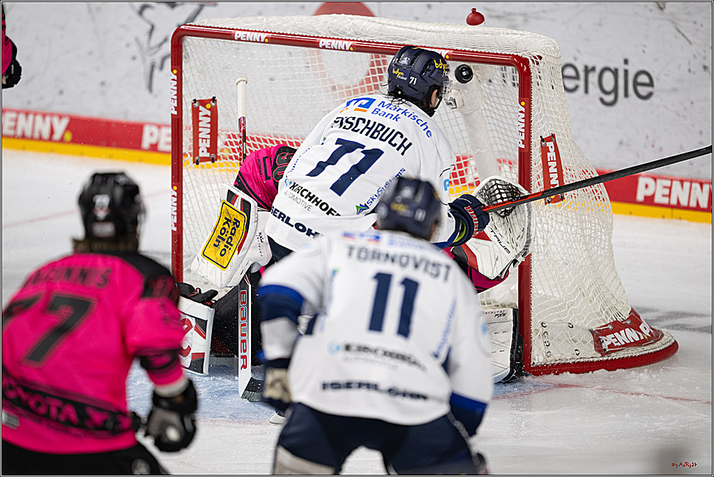 PENNY DEL 1; Kölner Haie - Iserlohn Roosters; Köln, 12.10.2025