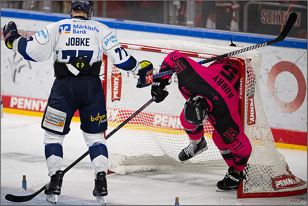 PENNY DEL 1; Kölner Haie - Iserlohn Roosters; Köln, 12.10.2025