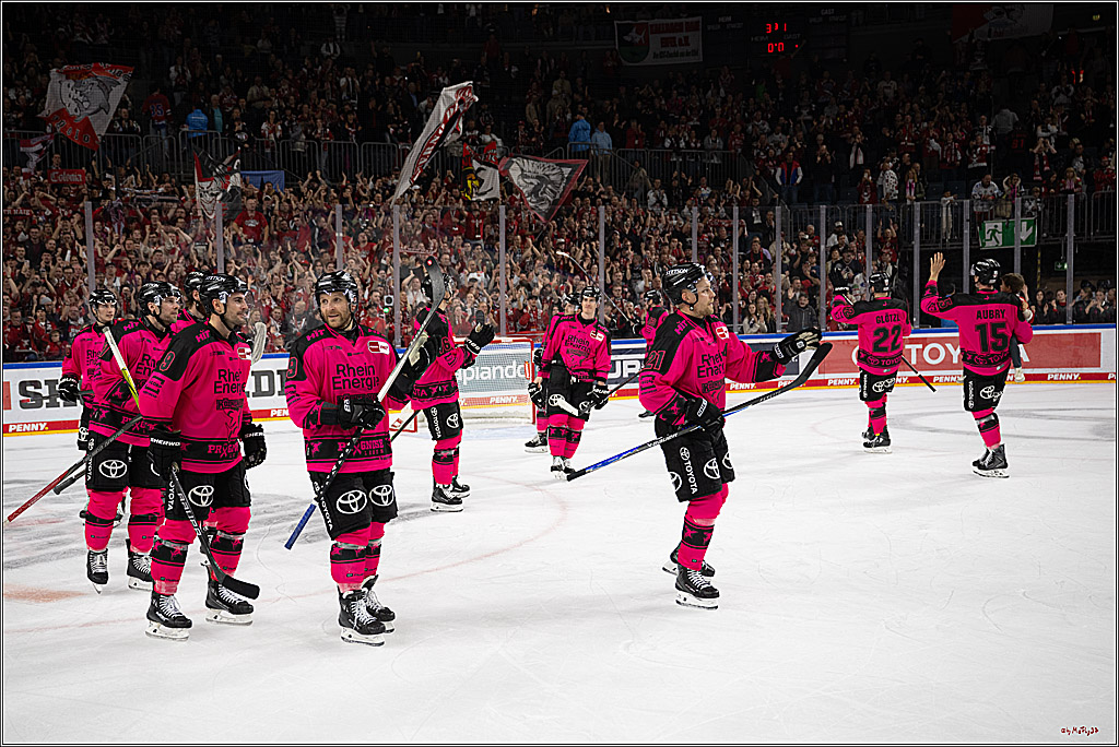 PENNY DEL 1; Kölner Haie - Iserlohn Roosters; Köln, 12.10.2025