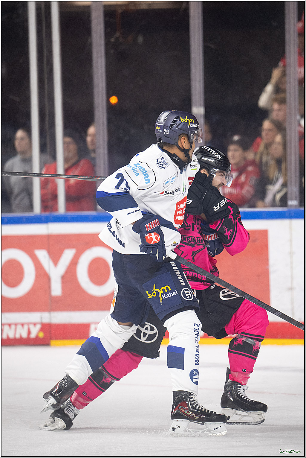 PENNY DEL 1; Koelner Haie - Iserlohn Roosters; Koeln, 12.10.2025