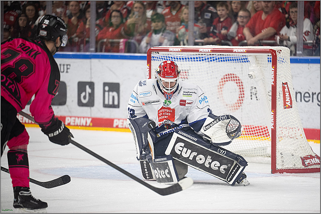 PENNY DEL 1; Koelner Haie - Iserlohn Roosters; Koeln, 12.10.2025