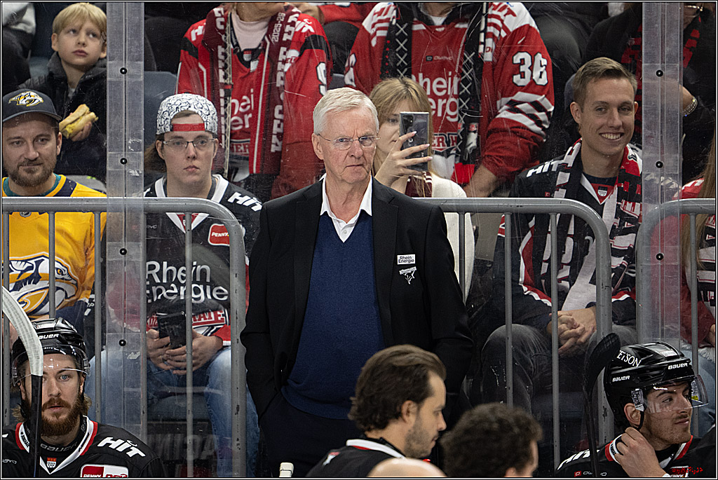 PENNY DEL 1; Kölner Haie - Straubing Tigers; Köln, 19.10.2025