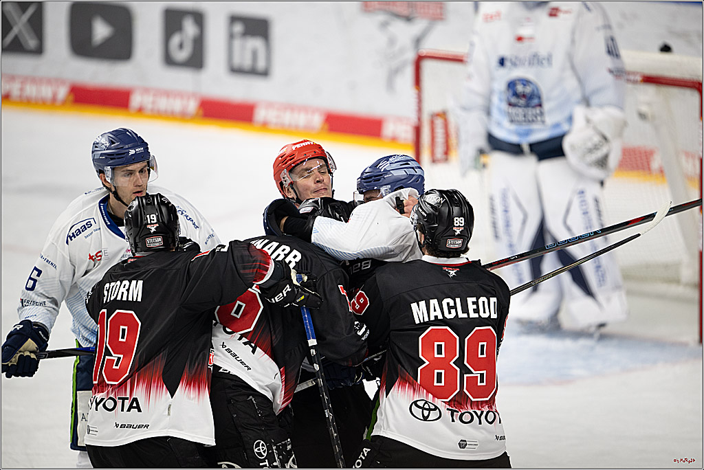 PENNY DEL 1; Kölner Haie - Straubing Tigers; Köln, 19.10.2025