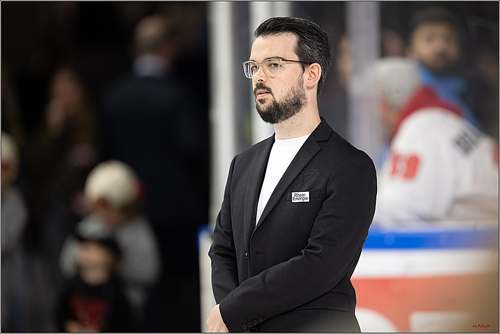 PENNY DEL 1; Kölner Haie - Straubing Tigers; Köln, 19.10.2025