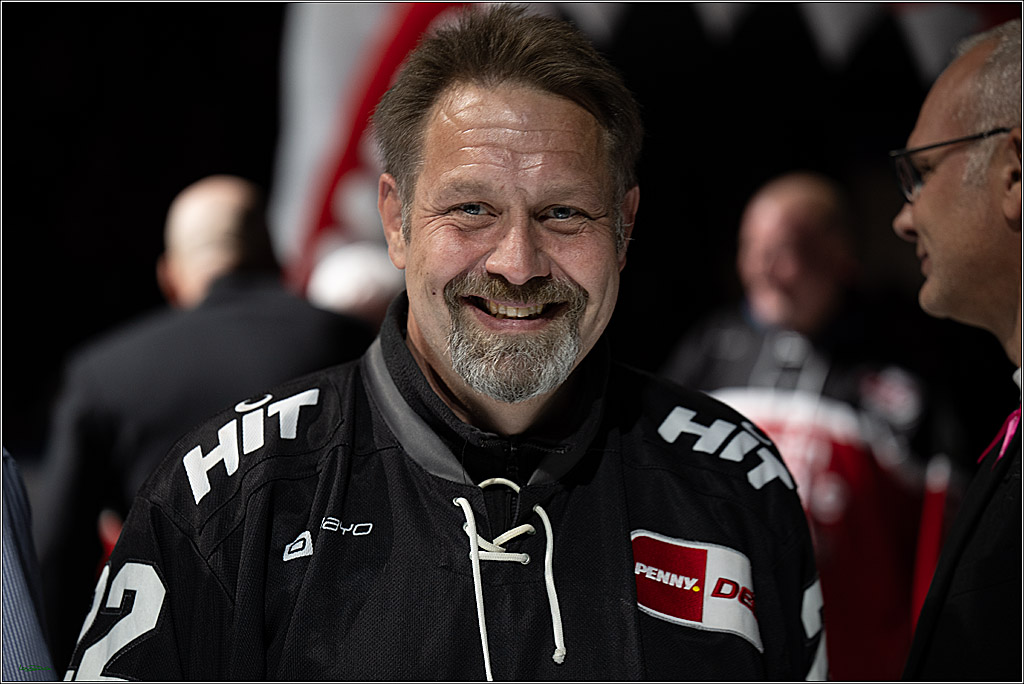 PENNY DEL 1; Koelner Haie - Straubing Tigers; Koeln, 19.10.2025