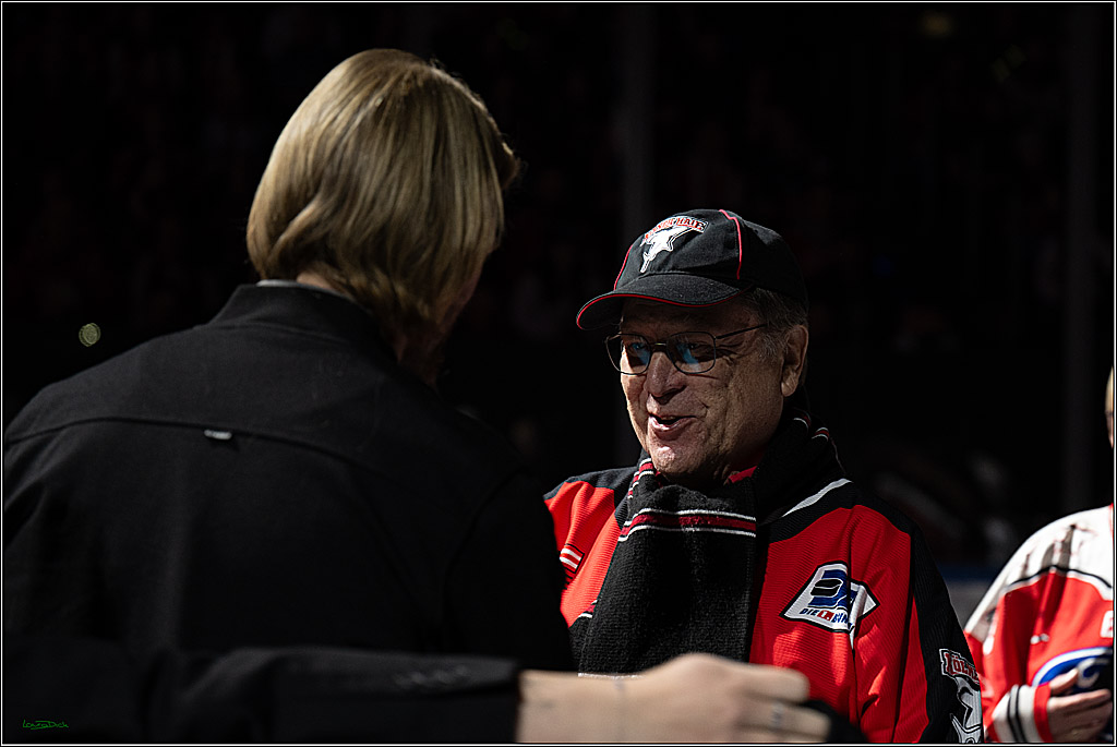 PENNY DEL 1; Koelner Haie - Straubing Tigers; Koeln, 19.10.2025