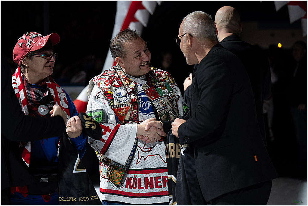 PENNY DEL 1; Koelner Haie - Straubing Tigers; Koeln, 19.10.2025