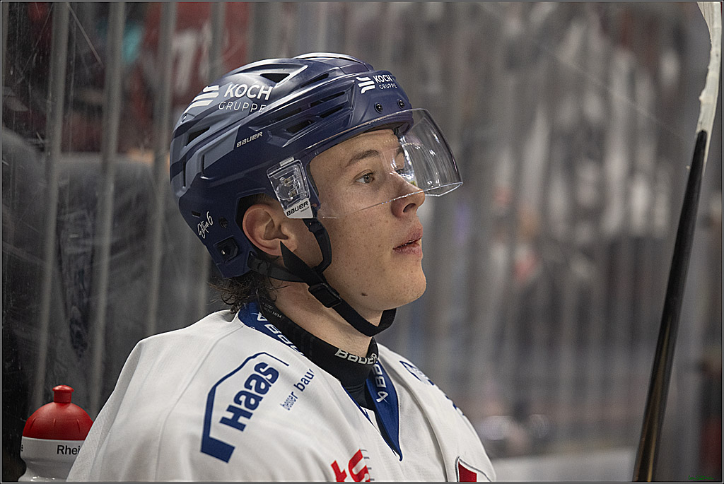 PENNY DEL 1; Koelner Haie - Straubing Tigers; Koeln, 19.10.2025