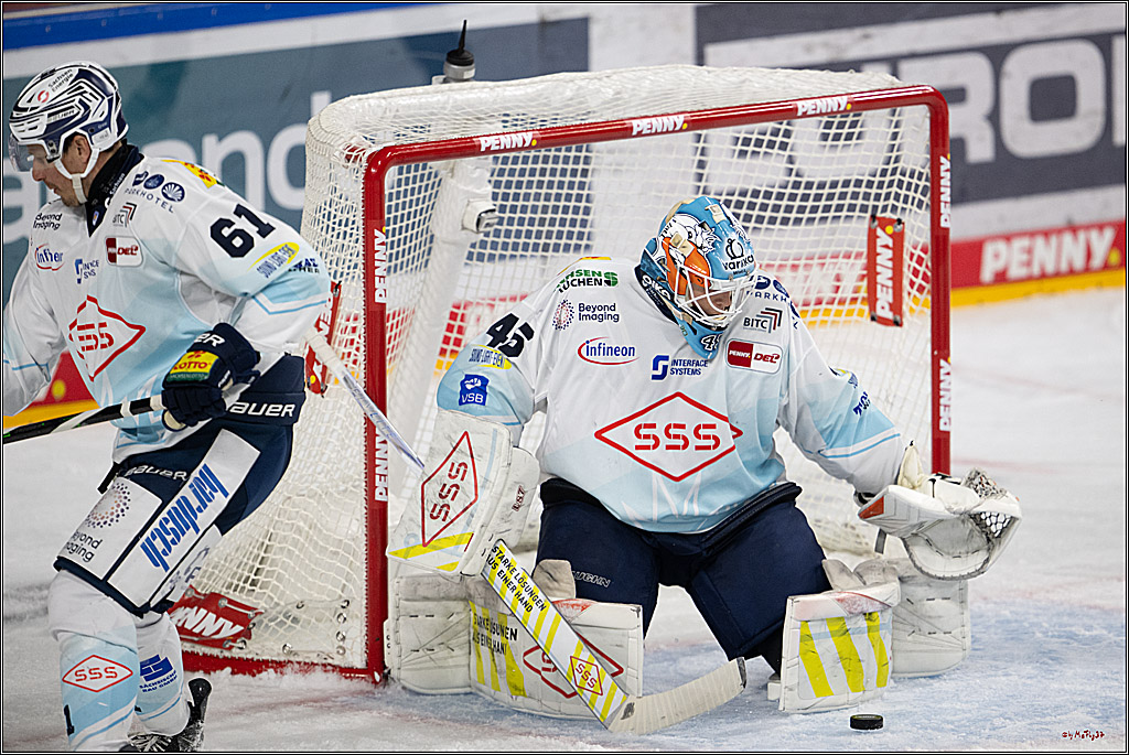 PENNY DEL 1; Kölner Haie - Dresdner Eislöwen; Köln, 16.11.2025