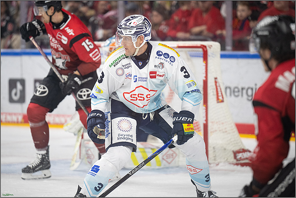 PENNY DEL 1; Kölner Haie - Dresdner Eislöwen; Koeln, 16.11.2025