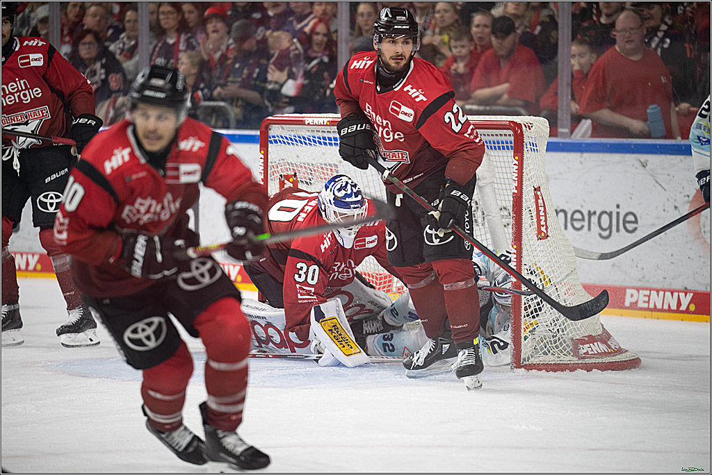 PENNY DEL 1; Kölner Haie - Dresdner Eislöwen; Koeln, 16.11.2025