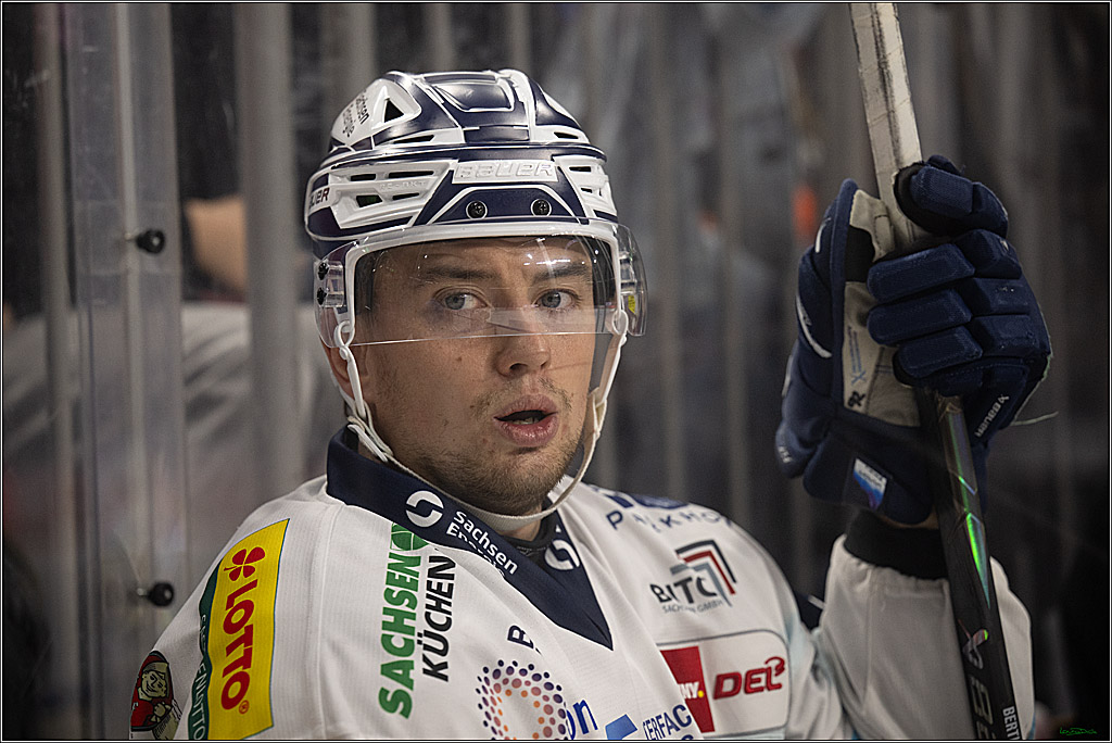 PENNY DEL 1; Kölner Haie - Dresdner Eislöwen; Koeln, 16.11.2025